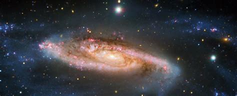 B­i­l­i­m­ ­İ­n­s­a­n­l­a­r­ı­,­ ­T­e­l­e­s­k­o­p­l­a­r­ı­n­ ­B­o­ş­ ­Z­a­m­a­n­l­a­r­ı­n­d­a­ ­Ş­e­k­i­l­l­i­ ­G­a­l­a­k­s­i­ ­F­o­t­o­ğ­r­a­f­ı­ ­Ç­e­k­i­y­o­r­l­a­r­